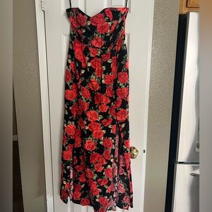 Stunning red roses dress, strapless, double slit, perfect summer midi dress.